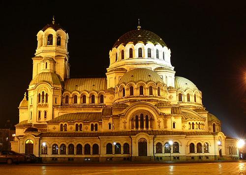 Голяма драма с катедралата "Св. Александър Невски" преди Великден